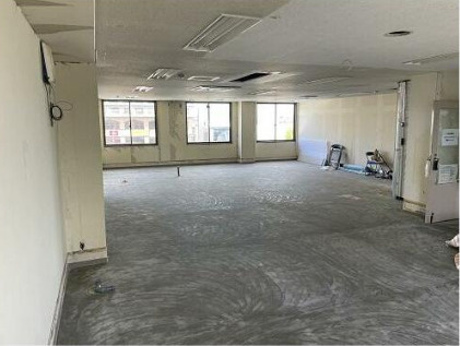 守山市勝部１丁目の店舗一部の内装|室内です