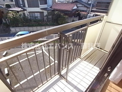 【バルコニー】 | サンライフ21 | 外からの目が気にならないバルコニーで洗濯物が干せます