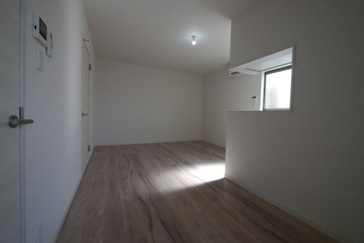 【居間・リビング】 | ベルデマール箱崎Ⅱ | 別号室の写真になります。現況優先。