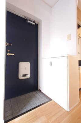【玄関】 | ファイブビル | 別号室の写真になります。現況優先。