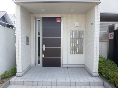 【エントランス】 | アーバンハイツ段上 | 落ち着いたエントランスです