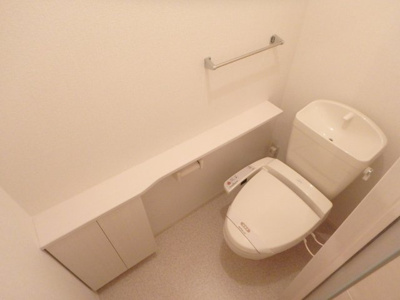 【トイレ】 | アーバンハイツ段上 | 落ち着いた色調のトイレです