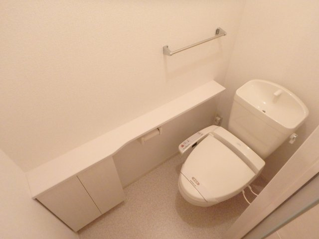 【トイレ】 | アーバンハイツ段上 | 落ち着いた色調のトイレです