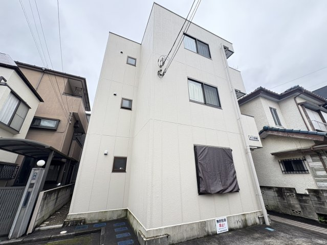 メゾン市川南
