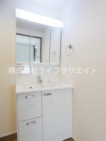 CASA ISORAの洗面所