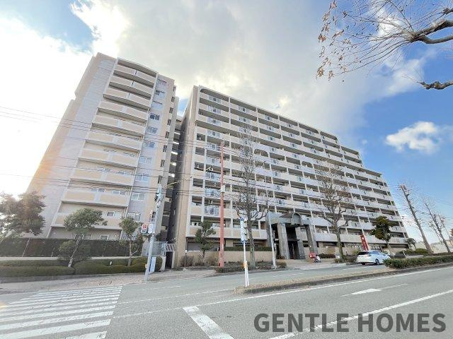 エバーライフ東平尾公園B棟の外観