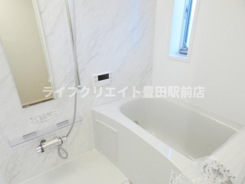 CASA ISORAの浴室