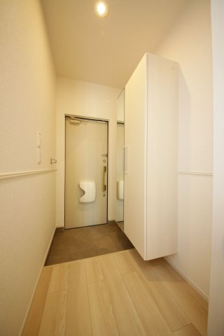 クレールBの玄関