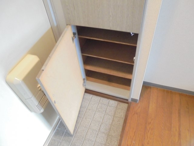 あけぼのSSビルの収納