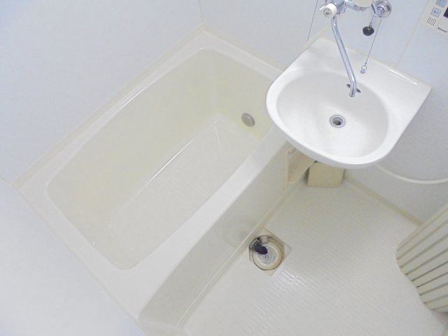 あけぼのSSビルの浴室