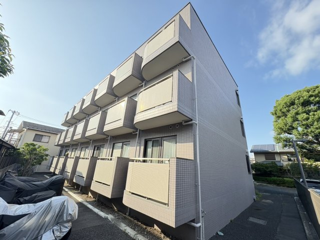 カンファーコート