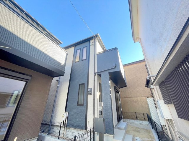 流山市流山3丁目　新築戸建　全2棟　2号棟の外観|流山駅徒歩4分の新築戸建