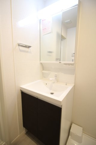 Blue Lotusの独立洗面台