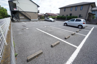 【駐車場】