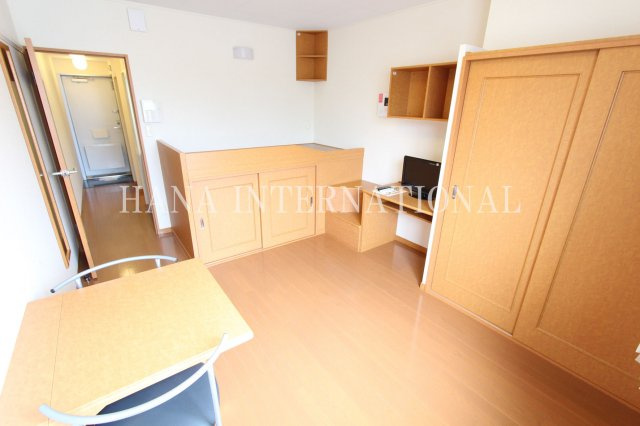 レオパレス大楽寺Ⅱの居間・リビング