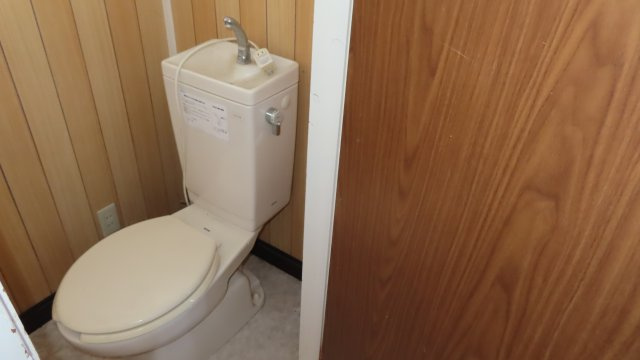 網走市桂町２丁目４１番地７、４４番地４、４５番３９　中古売共同住宅のトイレ|１－２：トイレ