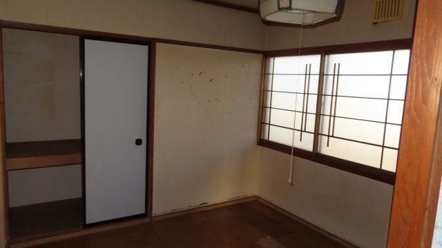 網走市桂町２丁目４１番地７、４４番地４、４５番３９　中古売共同住宅の和室|２－１：4.5帖和室