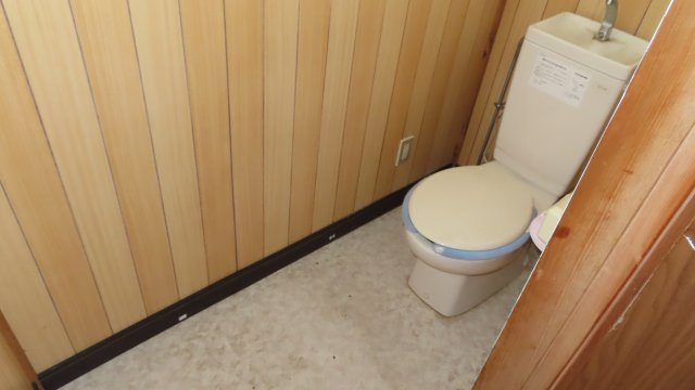 網走市桂町２丁目４１番地７、４４番地４、４５番３９　中古売共同住宅のトイレ|２－２：トイレ