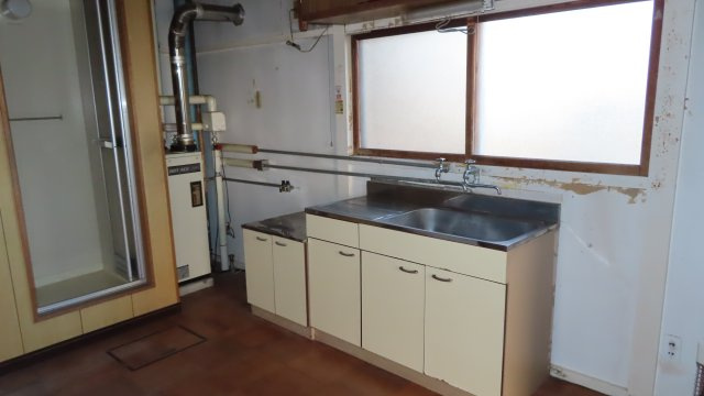 網走市桂町２丁目４１番地７、４４番地４、４５番３９　中古売共同住宅のキッチン|１－２：台所