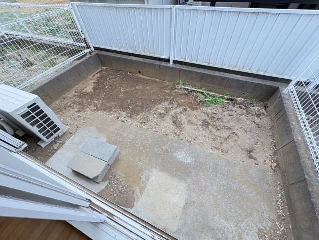 ドミール北国分の庭