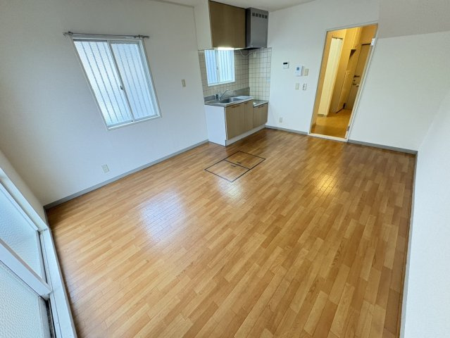 ドミール北国分の居間・リビング