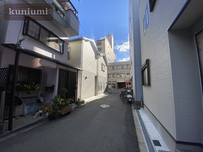 大阪市城東区関目5丁目の前面道路含む現地写真
