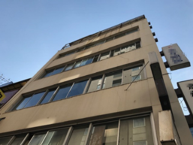 仲通りビル