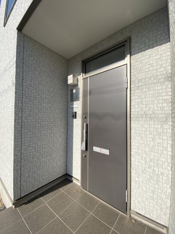 【玄関】 | デュースブリーズ紀三井寺