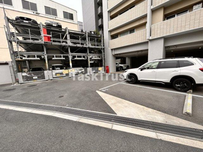 【駐車場】 | W.O.B.京橋