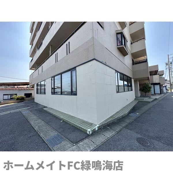センチュリー太子の外観