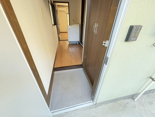 すみれハウスの玄関