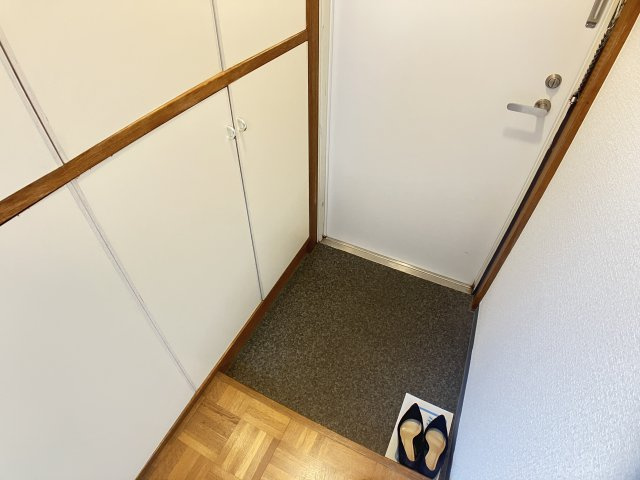 トーオービルの玄関