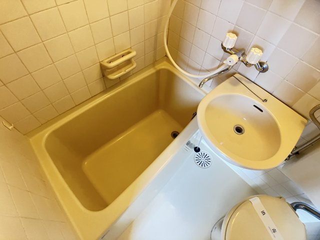 トーオービルの浴室