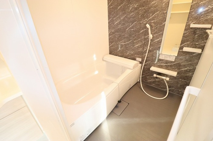 メディオ 寺田の浴室