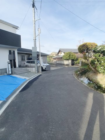 寝屋川市点野１丁目の新築一戸建の前面道路含む現地写真|前面道路含む現地写真です