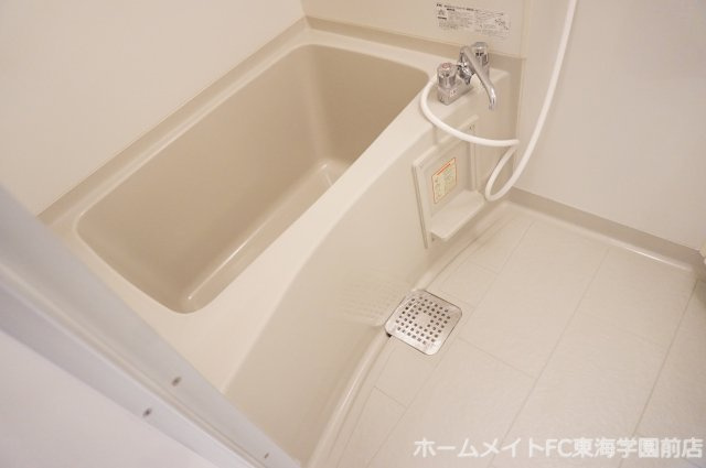 シャルマンＡ棟の浴室