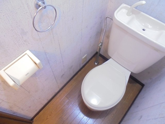 メゾンオータムヴァリィのトイレ