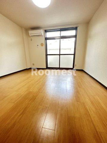 アトランティックコート弐番館の居間・リビング|ゆったりとした居間です