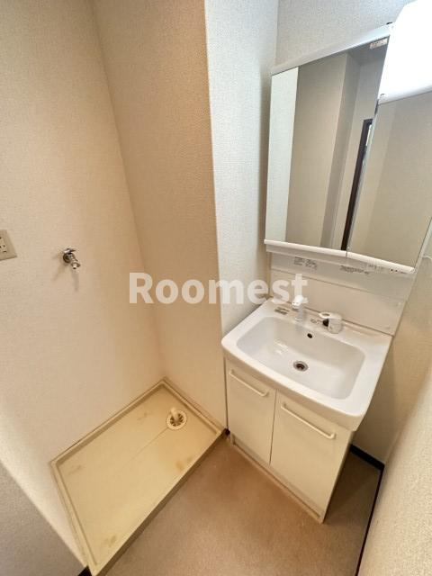 アトランティックコート弐番館の洗面所|脱衣スペースもあります