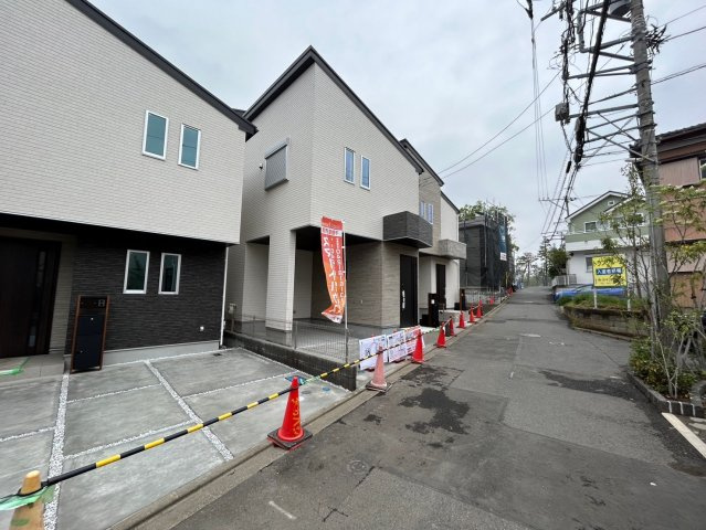 相模原市南区豊町　新築　最終１棟の前面道路含む現地写真