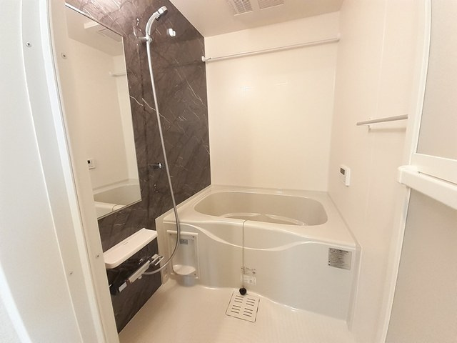 ヴィラ　ルーチェ　Ａの浴室|バス