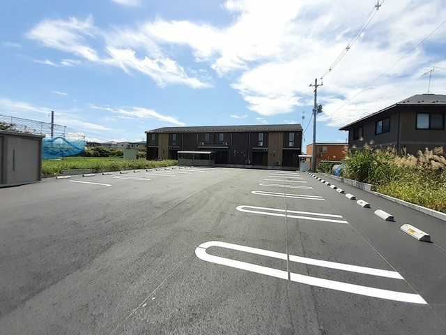 メゾンシュエットの駐車場|駐車場