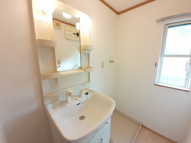 アンソレイエの洗面所|洗面所