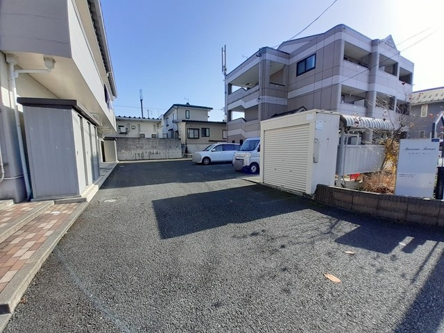 インヴェルノ　セレーノの駐車場|駐車場