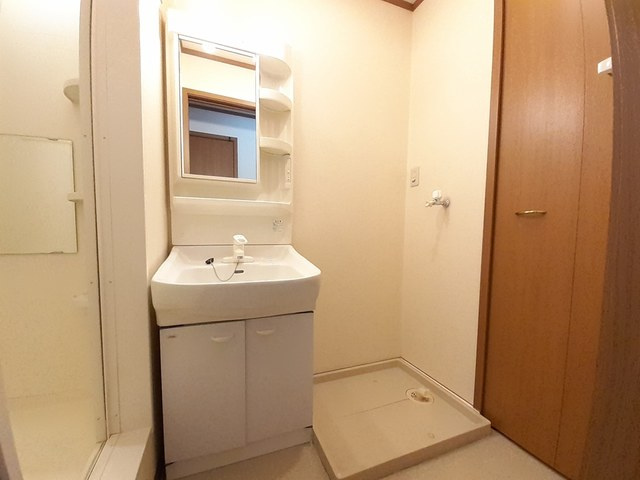 インヴェルノ　セレーノの洗面所|洗面所