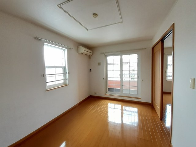 ファミーユ・ド・アンジュの居間・リビング|居室・リビング