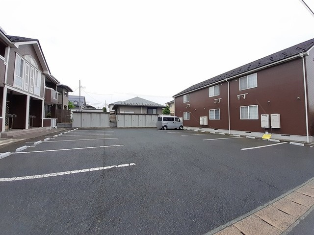 リブタウン　Ｂの駐車場|駐車場