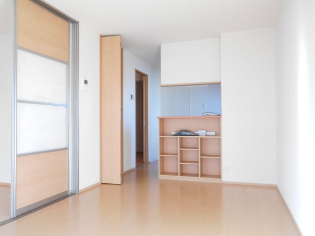 ＭＴアーバンコートの居間・リビング