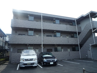 敷地内駐車場(有料・要空き確認）