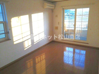 【居間・リビング】 | ブルック磯Ⅱ